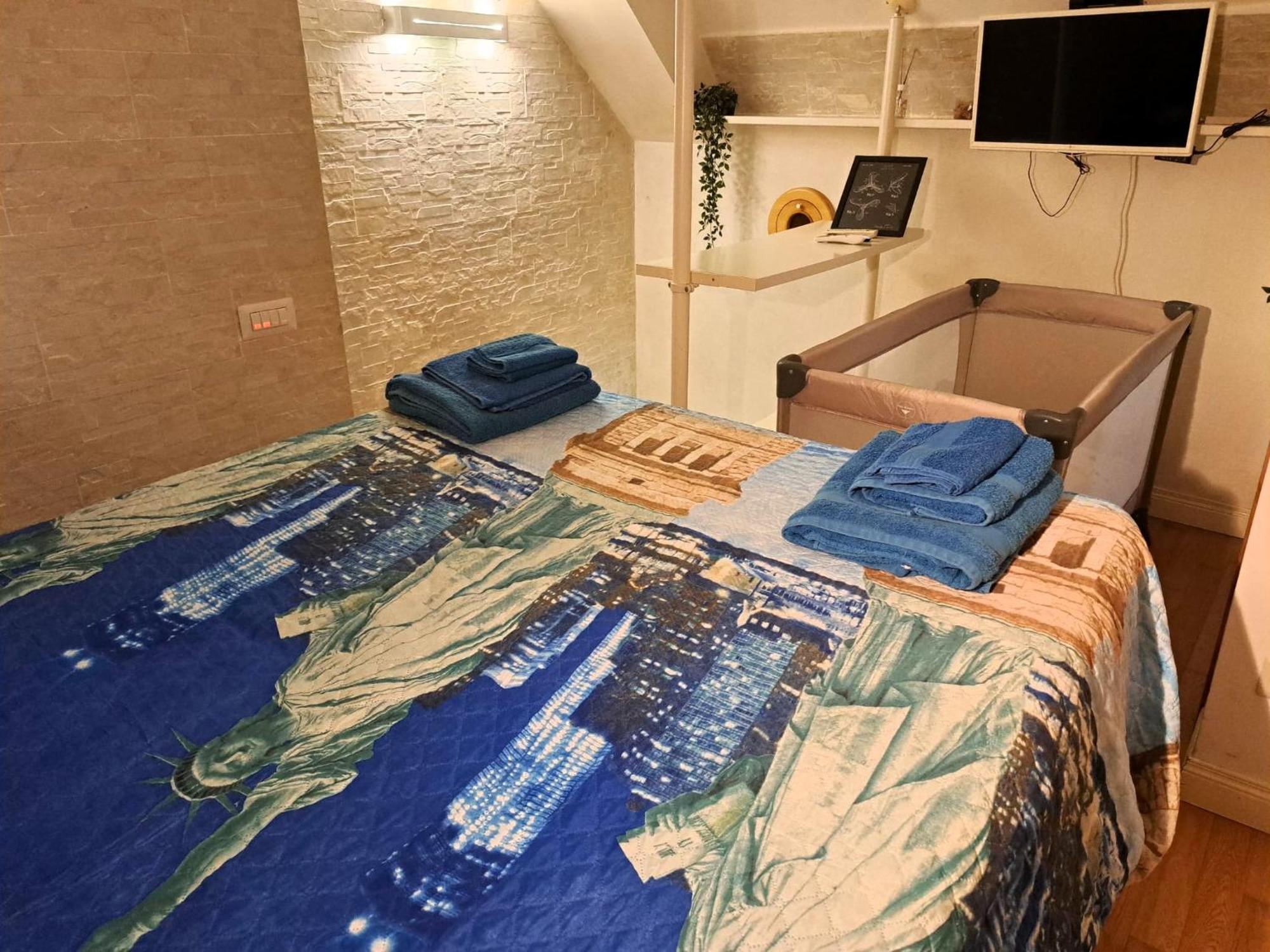 Appartement Toledo 27, A Due Passi Da Piazza Del Plebiscito à Naples Extérieur photo