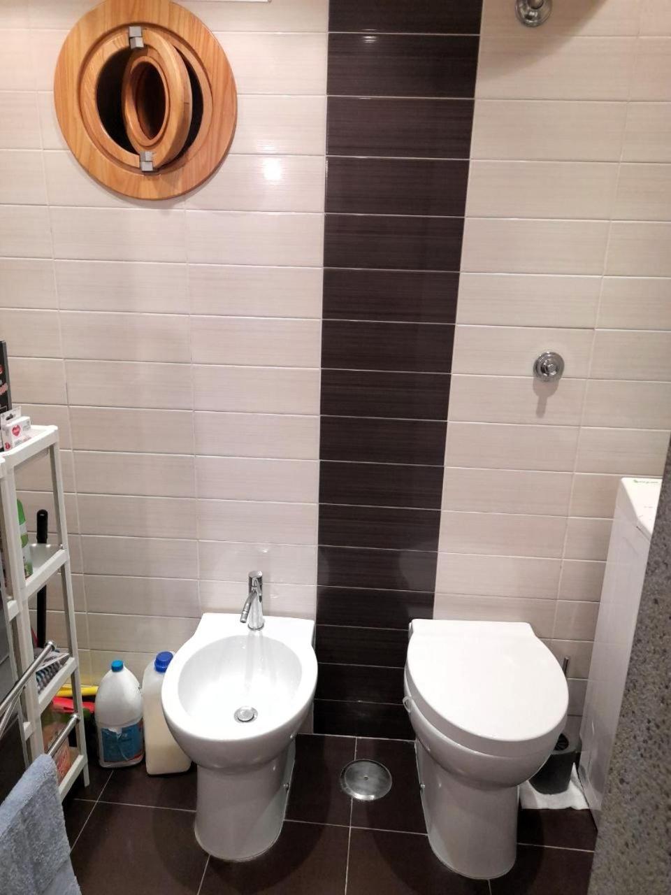 Appartement Toledo 27, A Due Passi Da Piazza Del Plebiscito à Naples Extérieur photo