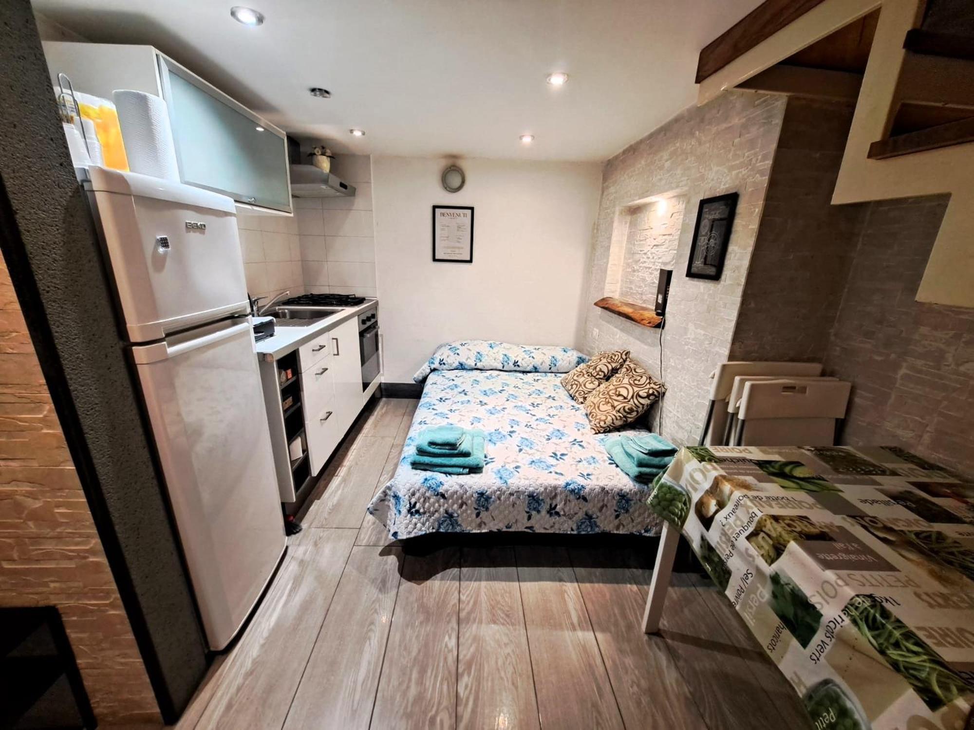 Appartement Toledo 27, A Due Passi Da Piazza Del Plebiscito à Naples Extérieur photo